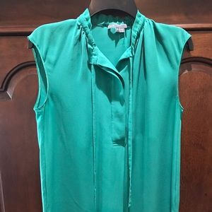 Vince no sleeve blouse